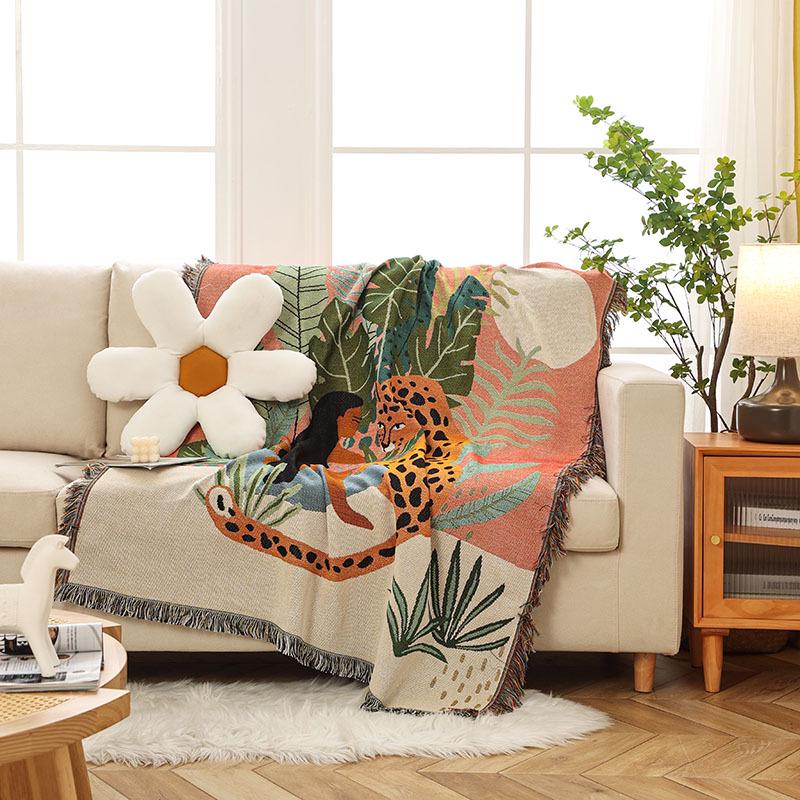 Versatile Ins-Style Line Illustration Blanket: Perfect for Camping, Casual Use, Naps, Throwing, Sofas, Picnics, and Bed Ends.