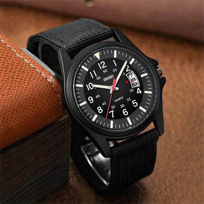 Herrenuhr  Mode Herren Nylonarmband Uhren Luxus Herren Quarz Uhr Sport Kalender Datum Armbanduhr Relogio Masculino