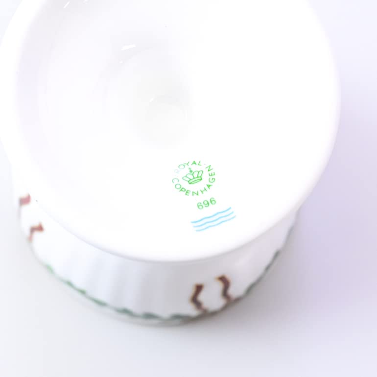 Royal Copenhagen Star Fluted Egg Cup Pair Christmas 2503703 1017458 [Item]