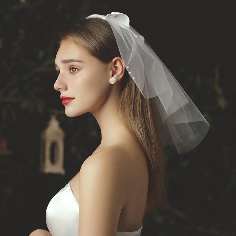 Elegante Hochzeit Braut Hochzeit Kopfschmuck Weißer Schleier Kopfschmuck Imitationsperle Schleife Kurzer Schleier Hinterkopfdeko Haaraccessoires