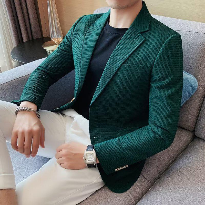 Men's Korean-Style Casual Suits: Trendy, Solid Color Jackets for Autumn/Winter - Versatile, Comfortable, and Stylish.