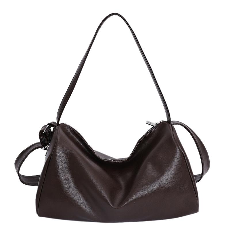 Retro bag women's large capacity 2025 new autumn and winter versatile shoulder messenger bag popular commuter pillow bag this year