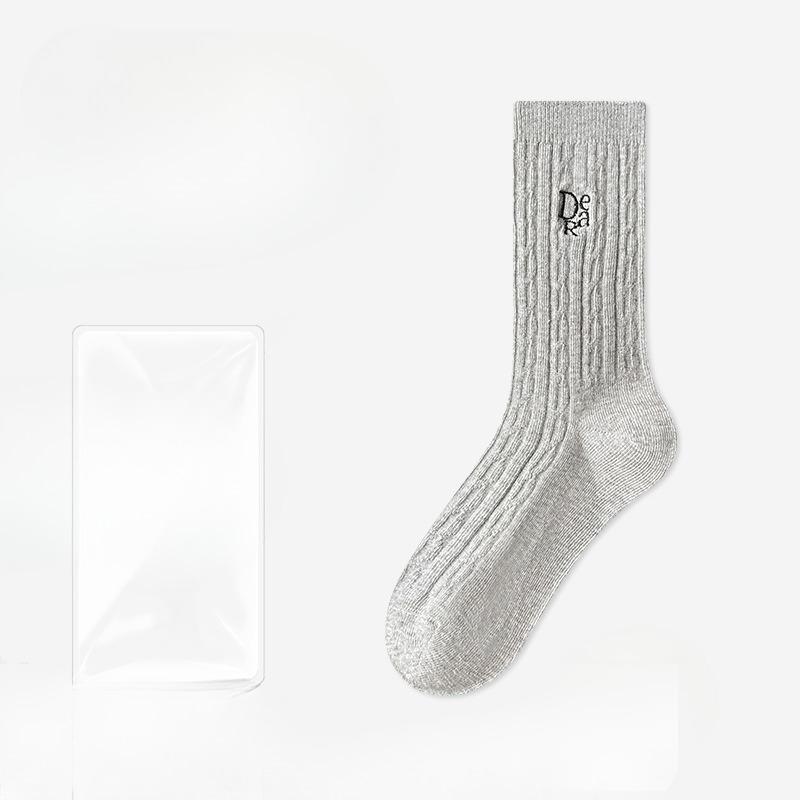 Women's Summer Cotton Embroidery Anti Pilling Breathable Sweat Absorbing Deodorizing Tube Stack Socks