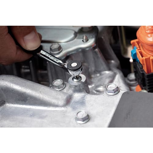 SK11 Slim Ratchet Driver Set, 27-Piece Set, with 52-tooth gear for superior operability, quick-turn function, and a compact 14.3mm head width for work