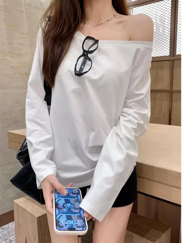 Women's Gray Off-Shoulder Cotton Long-Sleeve T-Shirt: Stylish, Loose-Fit Spring/Autumn Top
