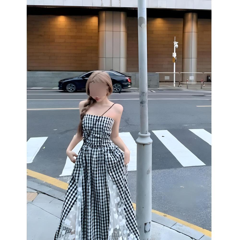 

Женское летнее красивое платье-топ-труба с кружевной вставкой в стиле приморского отдыха, платье на бретелях в красную клетку с открытыми плечами XL- (recommended 110-60kg)