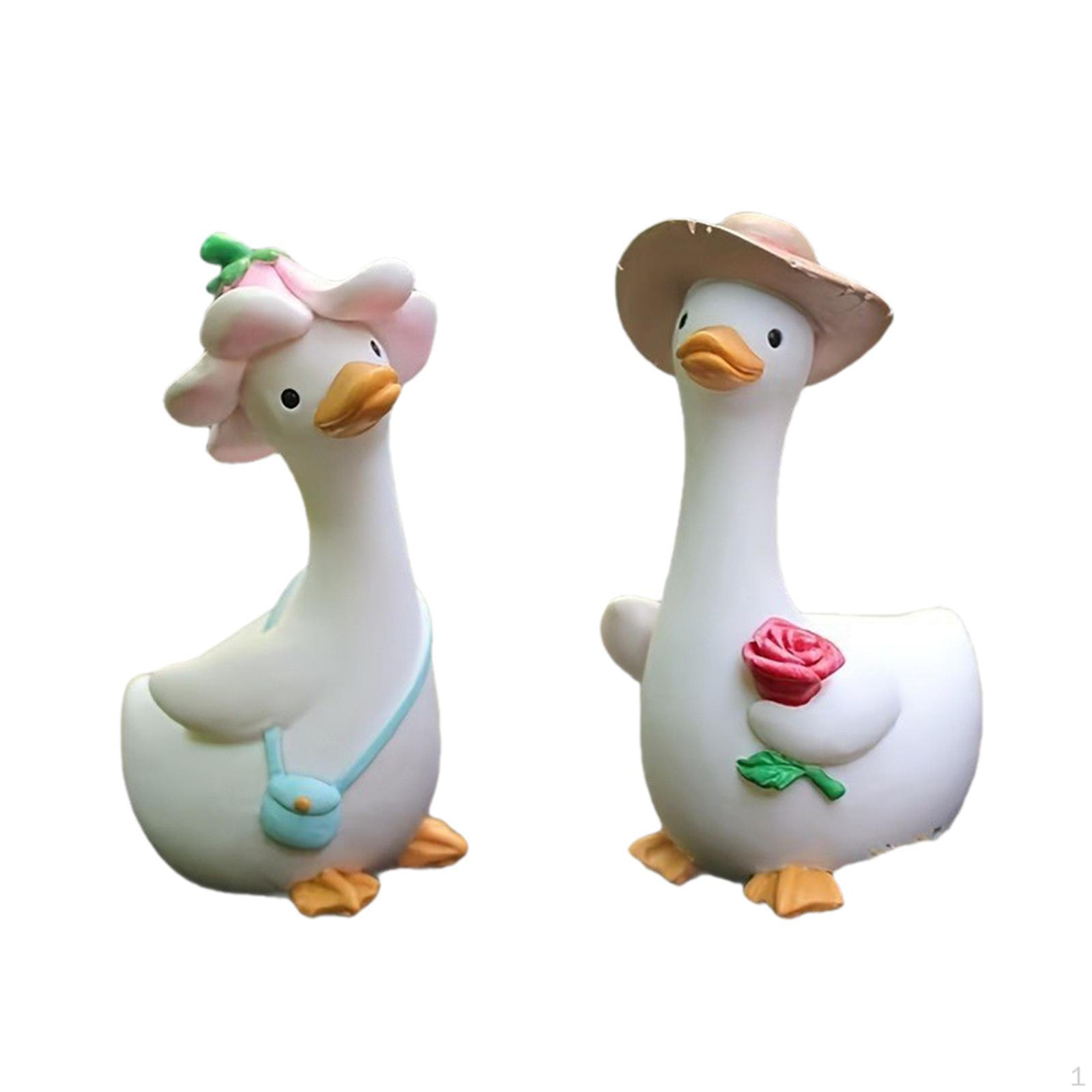 

2Pcs Cute Duck Figurines Adorable Ducks Sculpture Funny Animal Landscape Ornament Lifelike Yard Art