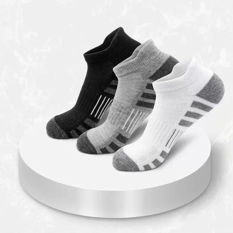 Breathable, Odor-Resistant Low-Cut Summer Socks for Men & Women