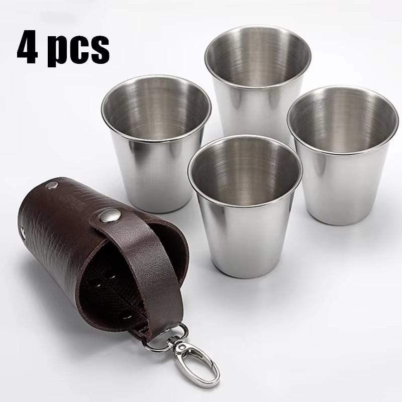 Wodka Spirituosenbecher, PU-Holster Edelstahl Mini-Weinbecher Tragbar 4 Stück 70ml Schnapsgläser Set Outdoor Picknick Trinkwerkzeug