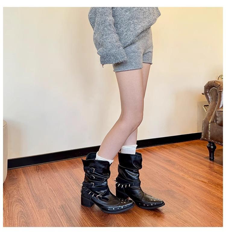 

Винтажные мартинсы с V-образным вырезом и плиссировкой на толстой подошве, женские 2025, новые, в британском стиле, с острым носком и толстым каблуком, с заклепками, ковбойские сапоги в стиле вестерн 40 чёрный