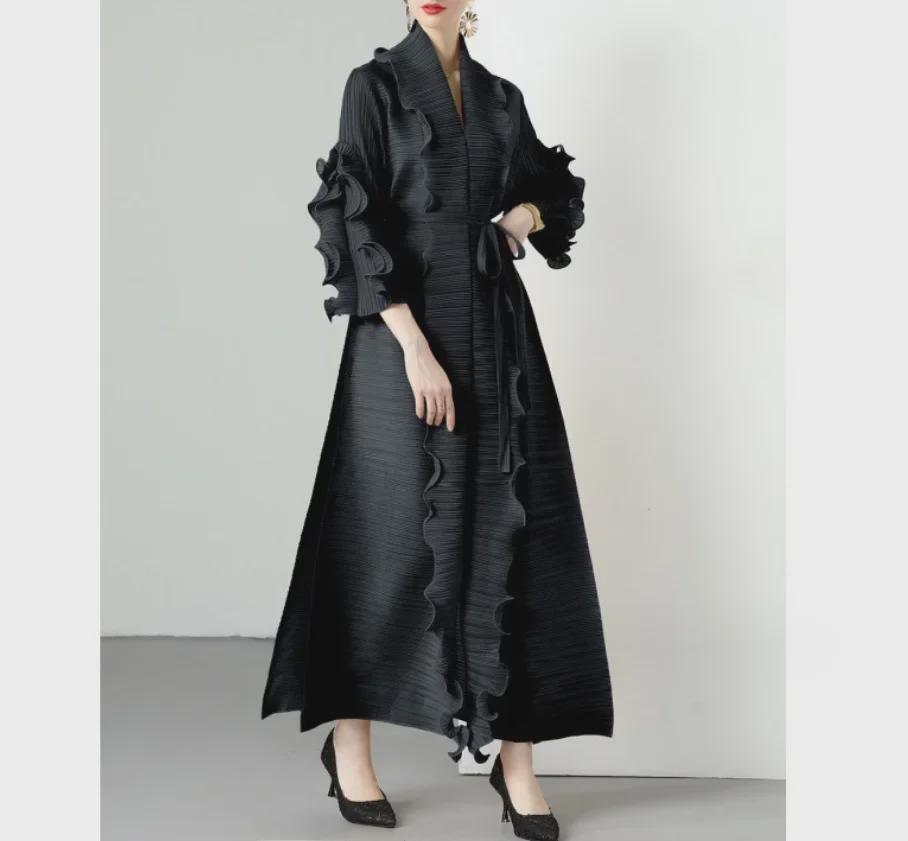 

Miyake 2025 Стильное облегающее платье с длинными рукавами и оборками One Size чёрный