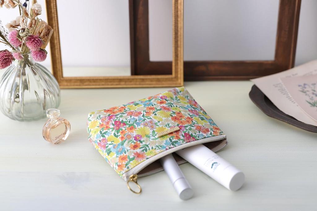 DDintex FLORET LONDON BASIC Pouch, Sandra Spring, Yellow, 15 X 10.5 X 4.5cm [Liberty Print]