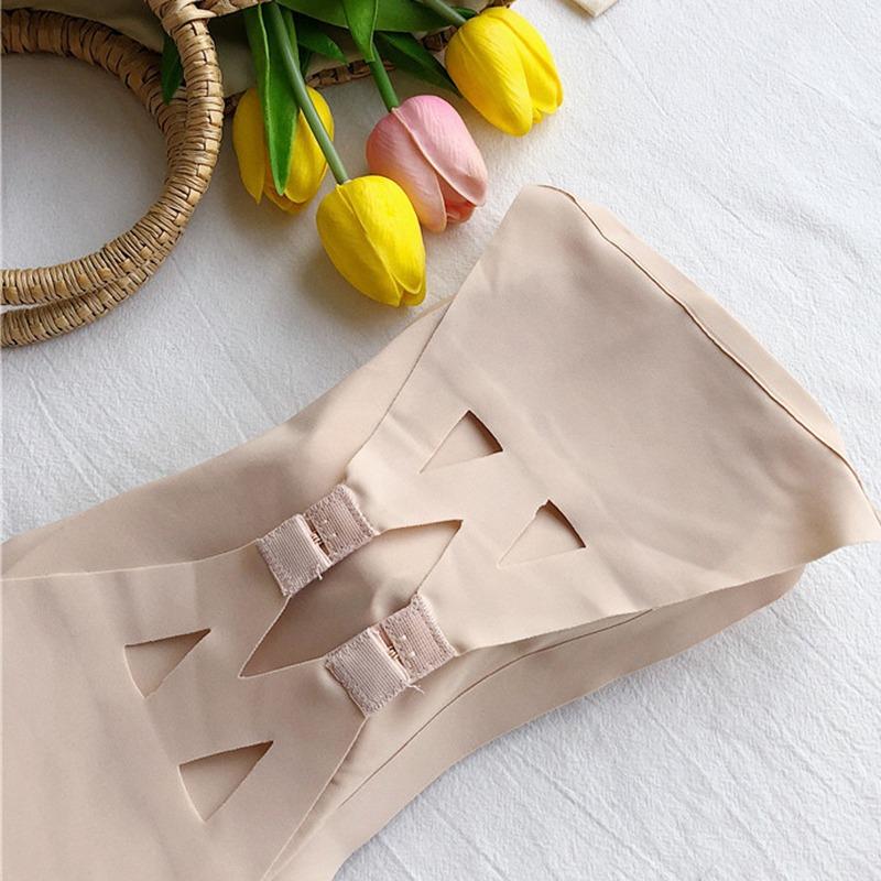 Women Strapless Strapless Anti-walking A Word Brassiere Three Rows of Buttons Wrapped Chest