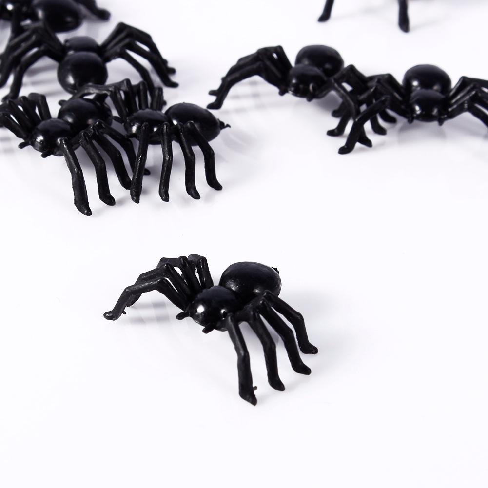 50pcs 2cm Small Black Plastic Fake Spider Toys Halloween Funny Joke Prank Realistic Props