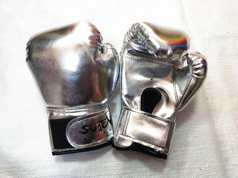 Sagitar Children's Boxing Gloves with Metal Film and Sponge Foam Liner for Sanda and Punching Bags.
