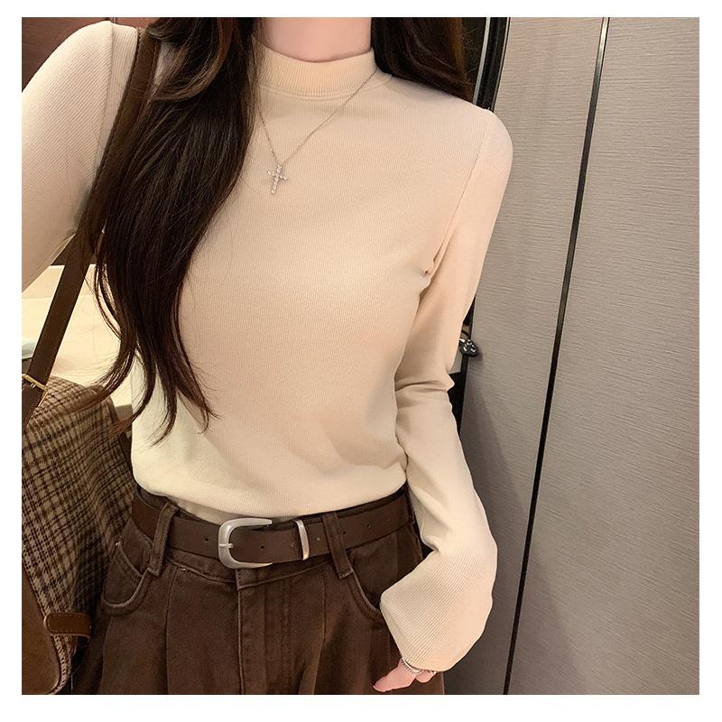 Korean-style gentle solid color long-sleeve knit sweater 2026 spring and autumn new soft and cozy inner layer warm base top for women