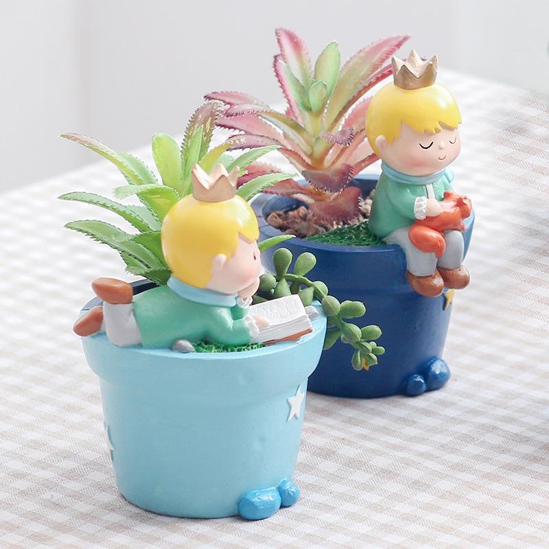 Little Cute Boy Flower Pot Cute Little Boy Figure Succulent Planter Mini Bonsai Fairy Garden Ornaments Garden Yard Decorations