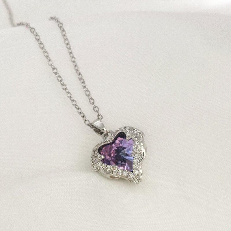 1 Pcs Fashion New Heart of the sea necklace women light luxury color crystal love pendant collarbone chain jewelry
