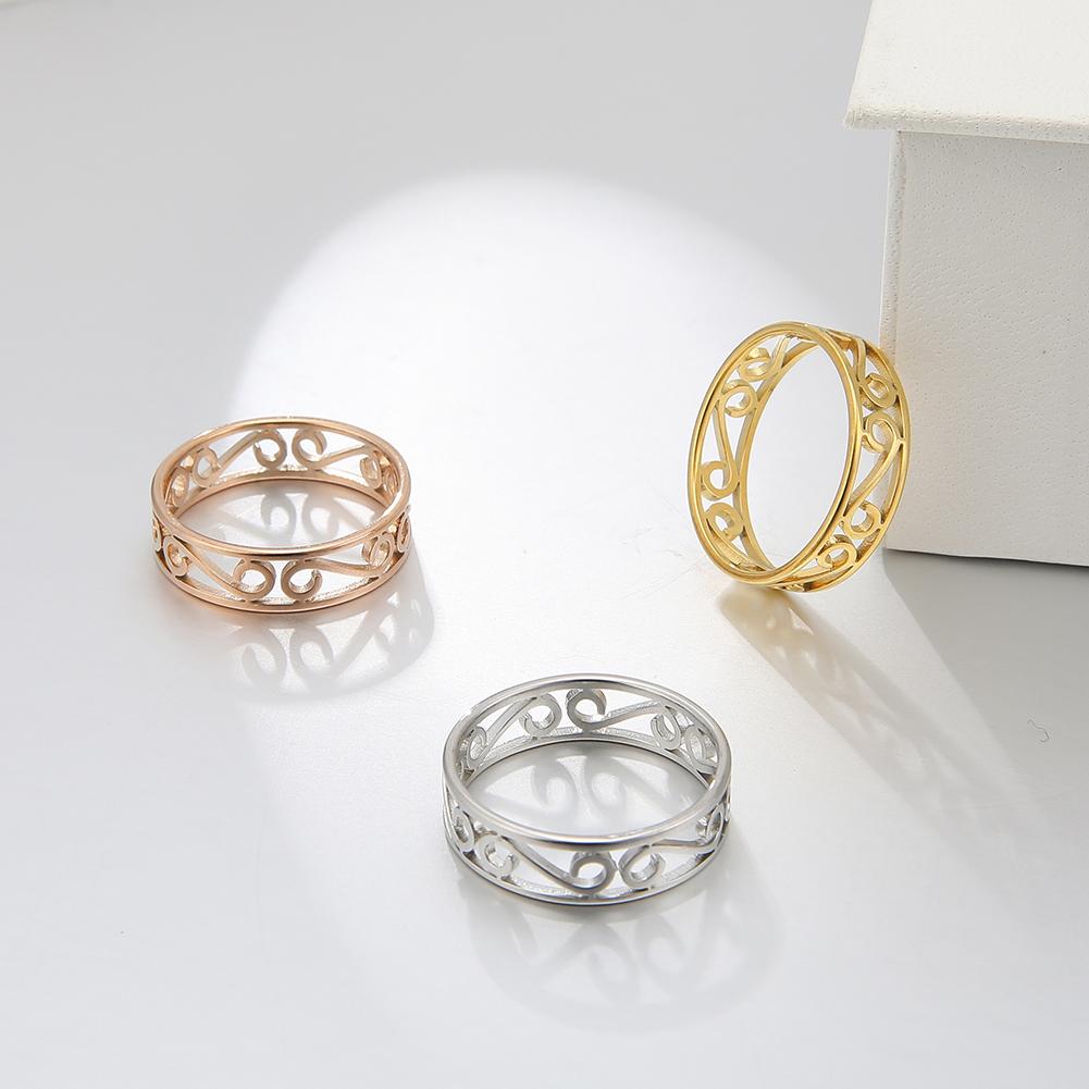 Skyrim Retro Filigree Stainless Steel Ring Cutout Elegant Gold Color Finger Rings Jewelry Wedding Gift for Women Friend