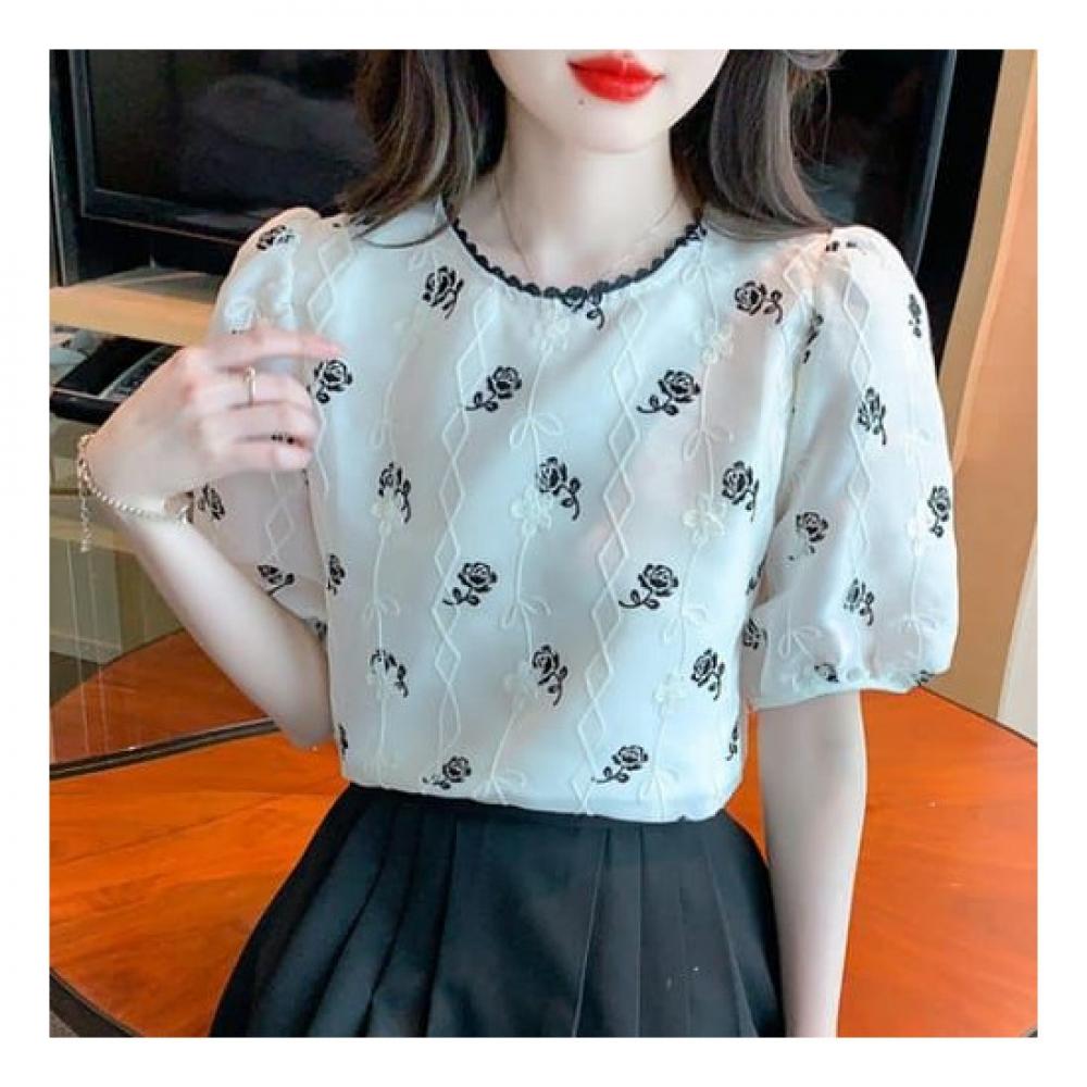 Navava Short Sleeve Flower Embroidery Round Neck Blouse Nb2237