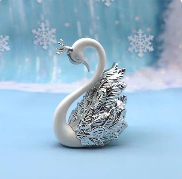 

«Украшение торта в виде лебединой короны»: Элегантные аксессуары для дня рождения/кондитерские изделия на День матери и не только. crown 1