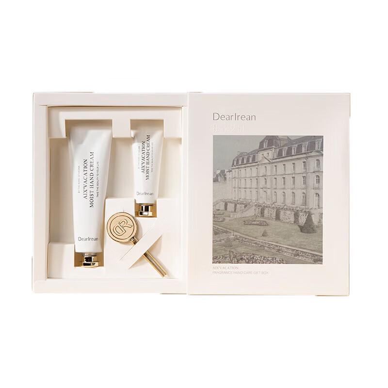 

Aerin Праздничный набор для ухода за руками с ароматом