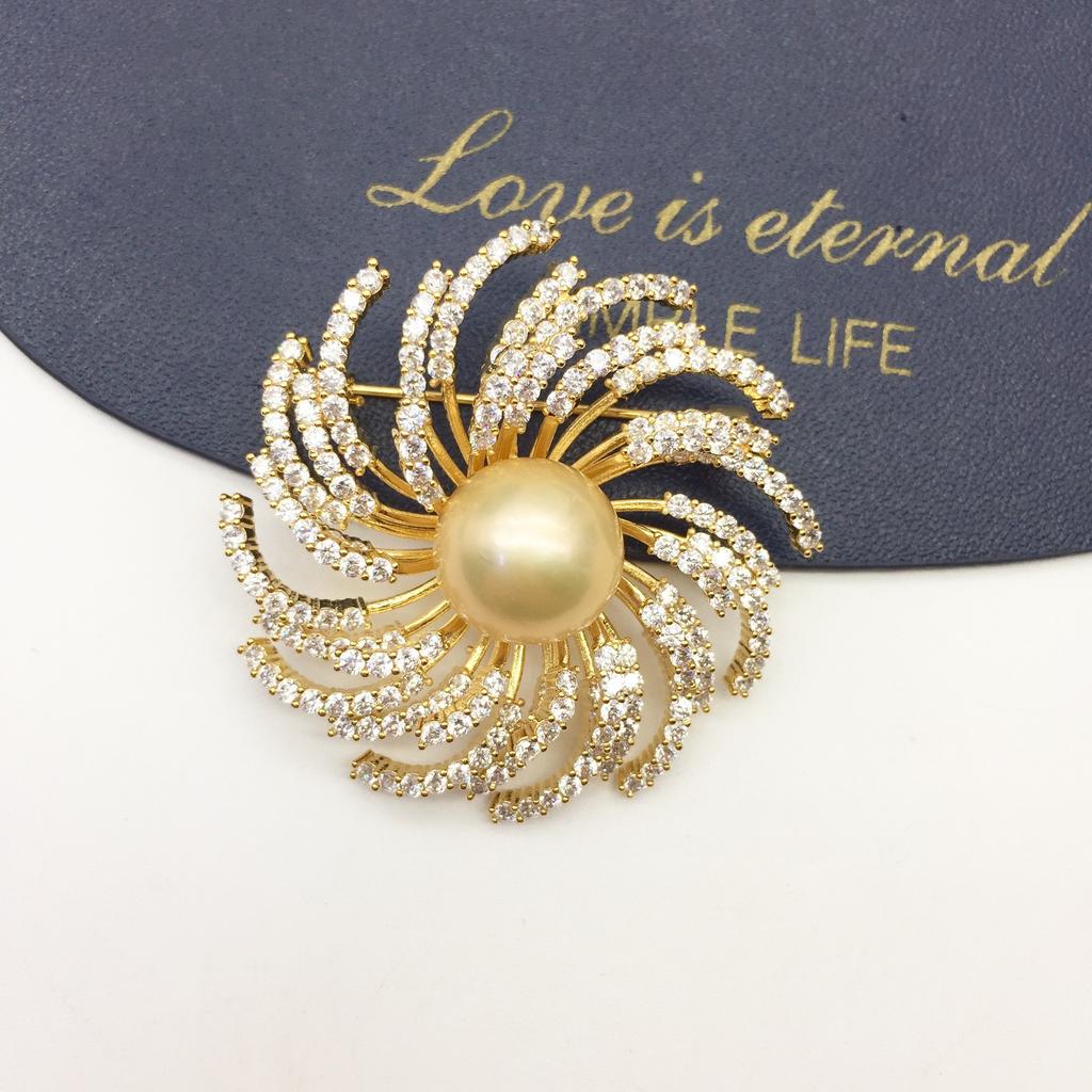 Fashionista BI Prepare exquisite and luxurious large freshwater pearl brooches and pins for autumn and winter sweaters, coats, and accessories