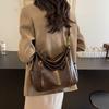 High-quality   leather shoulder bags for women new   retro large capacity crossbody bag