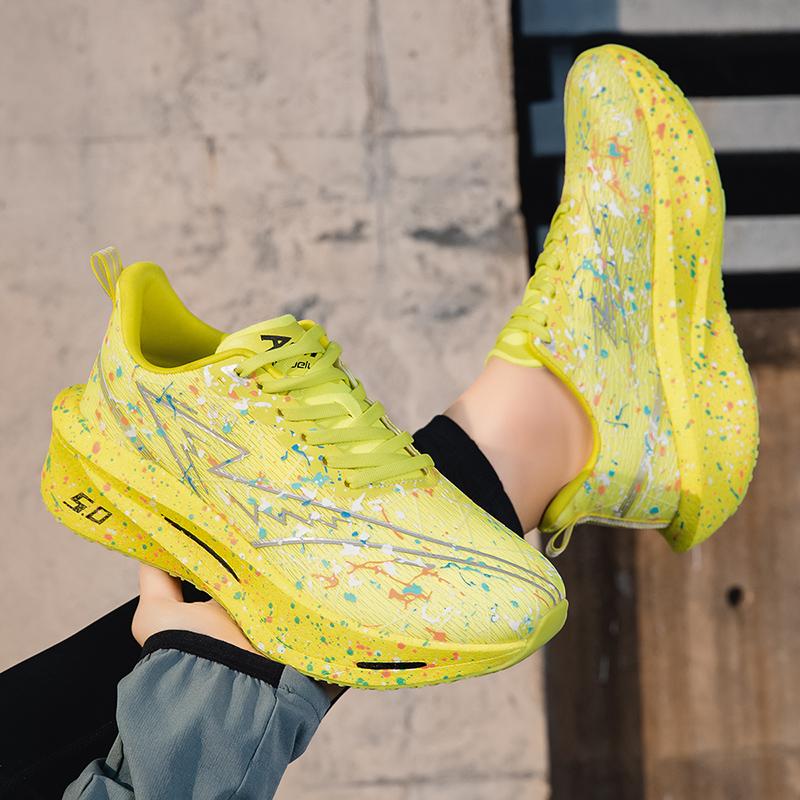 Lightweight Running Sports Shoes Men Women Damping Sneakers Breathable Mesh Trainers Anti-slip Tennis Basketball Training Shoes