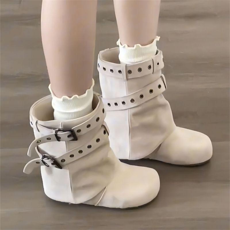 Niche design sense round head thick heel women's boots popular fresh and comfortable fried street high value Martin boots