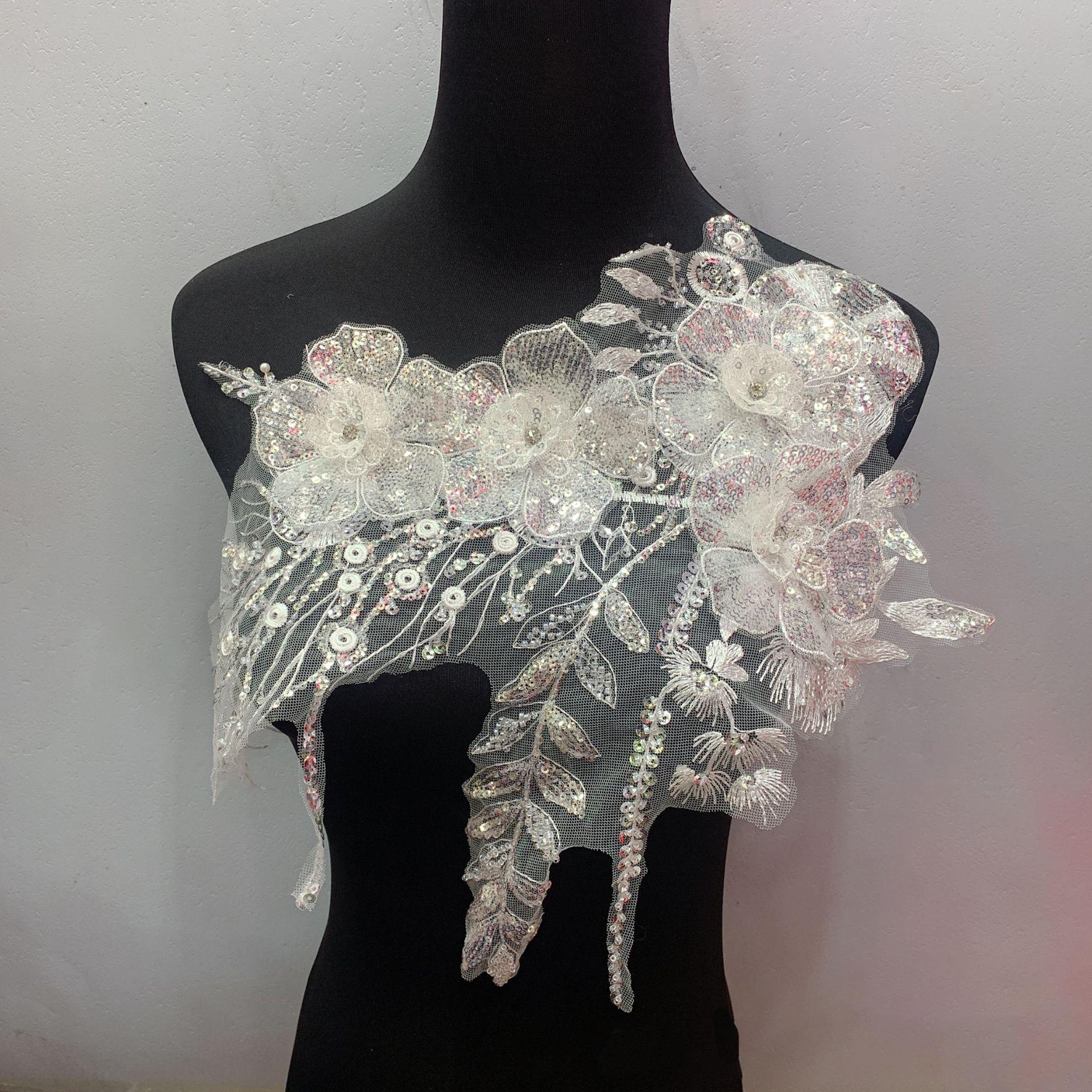 

1 шт. Вышитое кружево 3D цветы Аксессуары для одежды Вышивка нашивка Платья Аксессуары для одежды белый