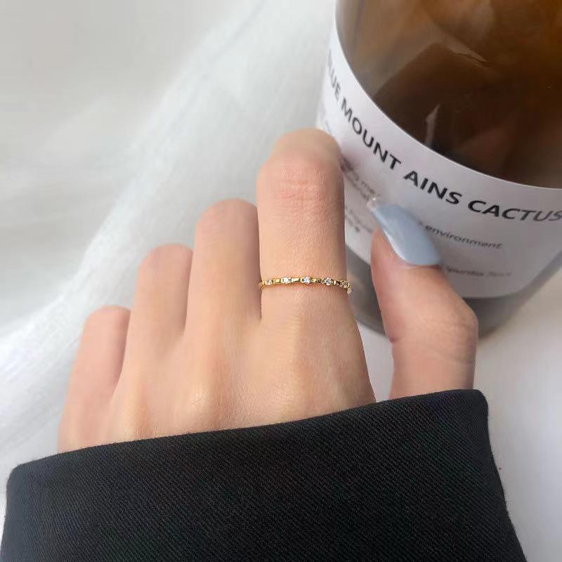 Korean Style Women's Open Ring with Drilled Holes - Elegant, Versatile, and Fashionable Personalized Accessory