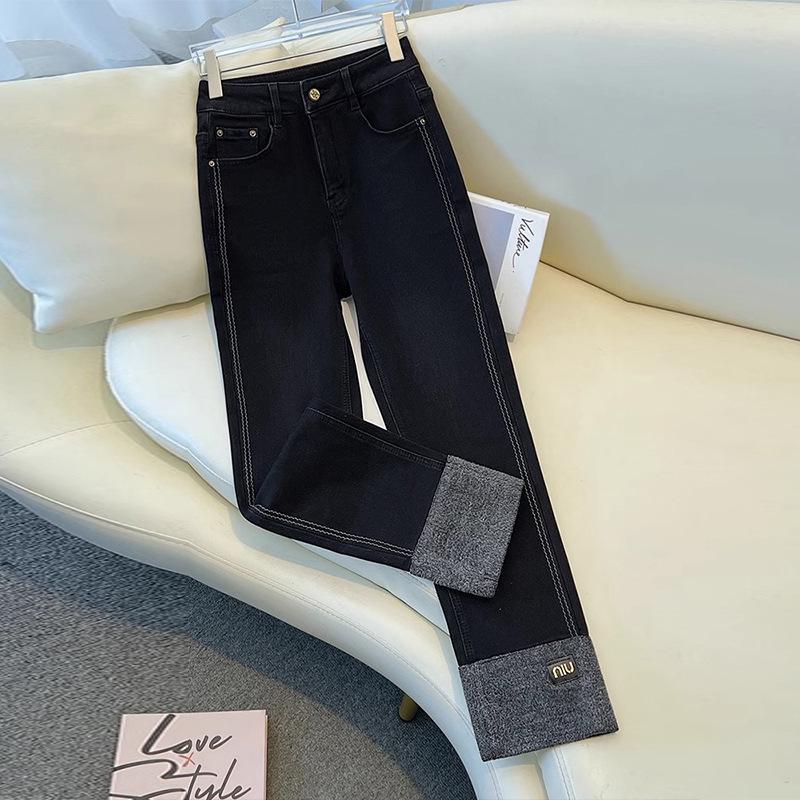 

Women s Plus Velvet Cigarette Jeans - Petite, Straight-Leg, Nine-Point for Autumn/Winter 2024. 30【Recommended for 125-135 kg】