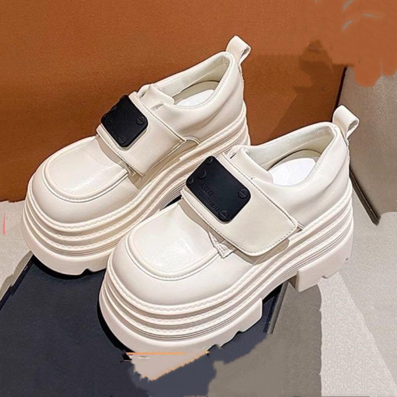 

Британский стиль одинарная обувь женская толстый каблук нескользящая 2025 весна новая маленькая кожаная обувь мягкая кожа толстая подошва квадратная пряжка липучка лоферы 40