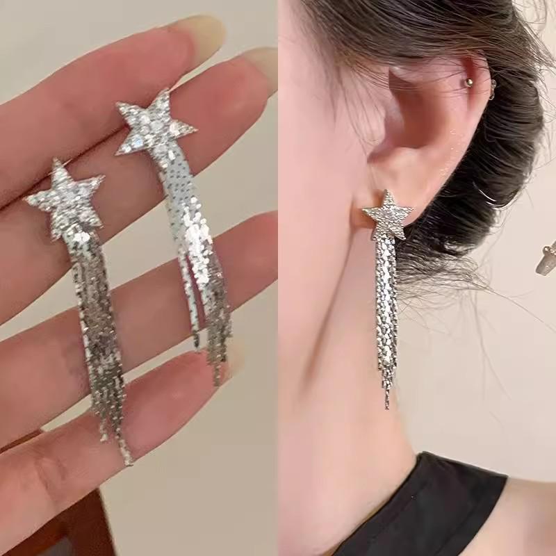 Clipsuri de urechi elegante cu strasuri în formă de ochi de pisică și ciucuri – Nu necesită perforare
