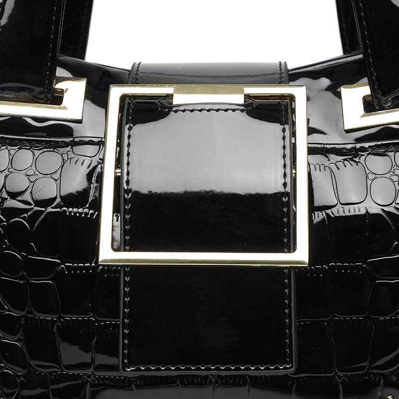 Women’s Crocodile Texture Top Handle Bag with Gold Buckle Casual Chic Shoulder Handbag for Daily Office Use