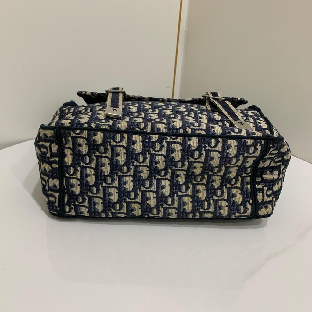 [Używana] Camp Classic Haftowany Monogramem Vintage Płócienny Torba na Ramię w Stylu College - Doskonały #10G55ZF