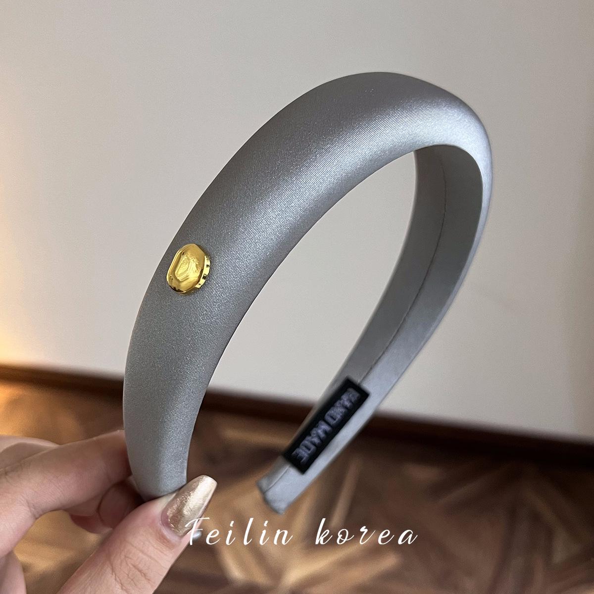 2025 Женская белая атласная модная повязка на голову с высоким черепом