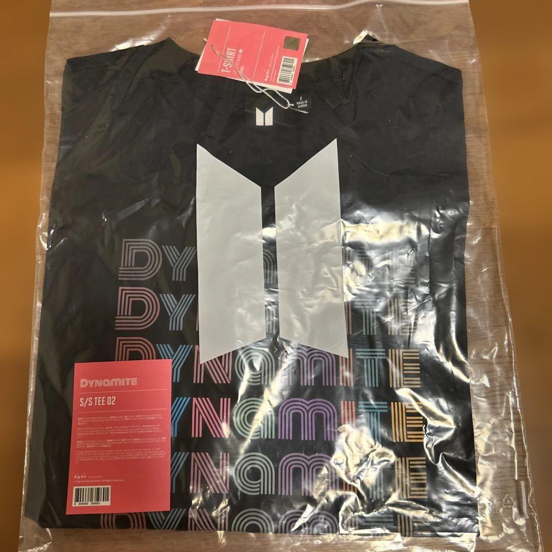 

[USED] BTS T-shirt Dynamite