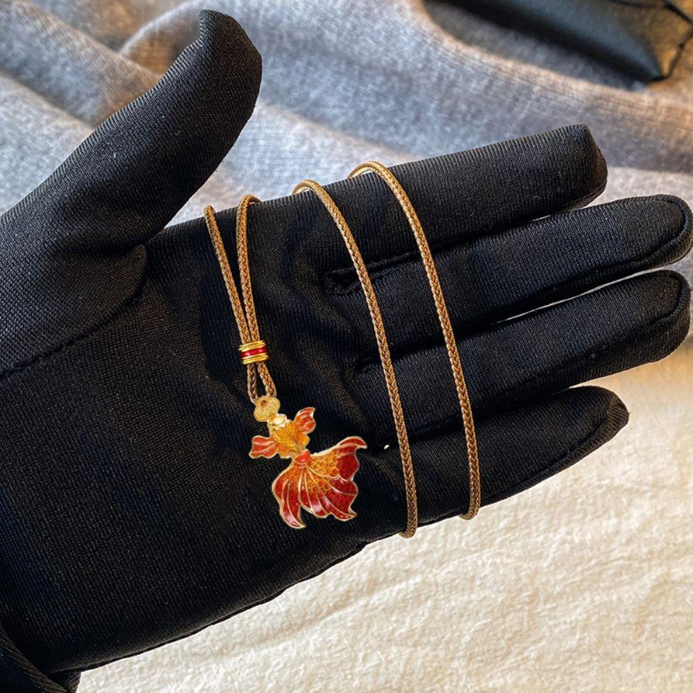 Vintage Chinese Style Necklace Flower Collarbone Necklace Fashion Dragon Pendant Necklace Wedding