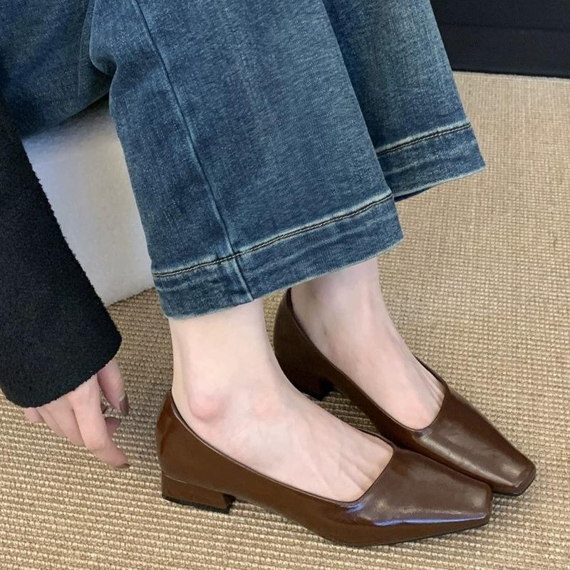 French Style Women's Shoes 2025 New Spring And Autumn Comfy Women Shoes Shallow Medium Heels Commuting Rubber Soled Shoes