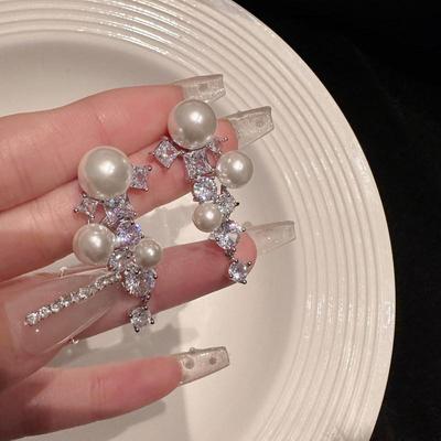 Strassquaste Perlen Ohrclip - Luxus Mode Nischen Design
