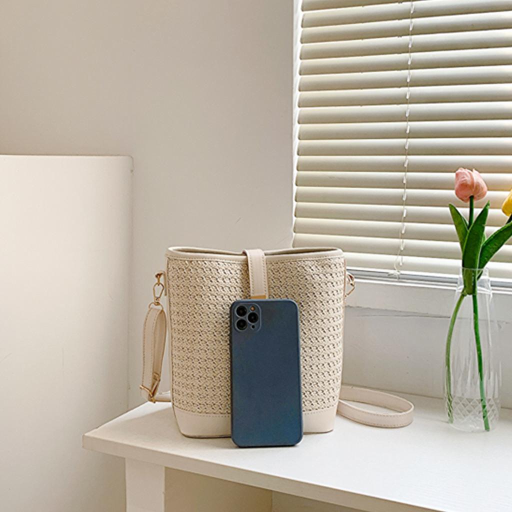 Hollow Out Woven Straw Shoulder Bag Lightweight Large Capacity Lock Closure Perfect for Beach Vacation Summer Outings