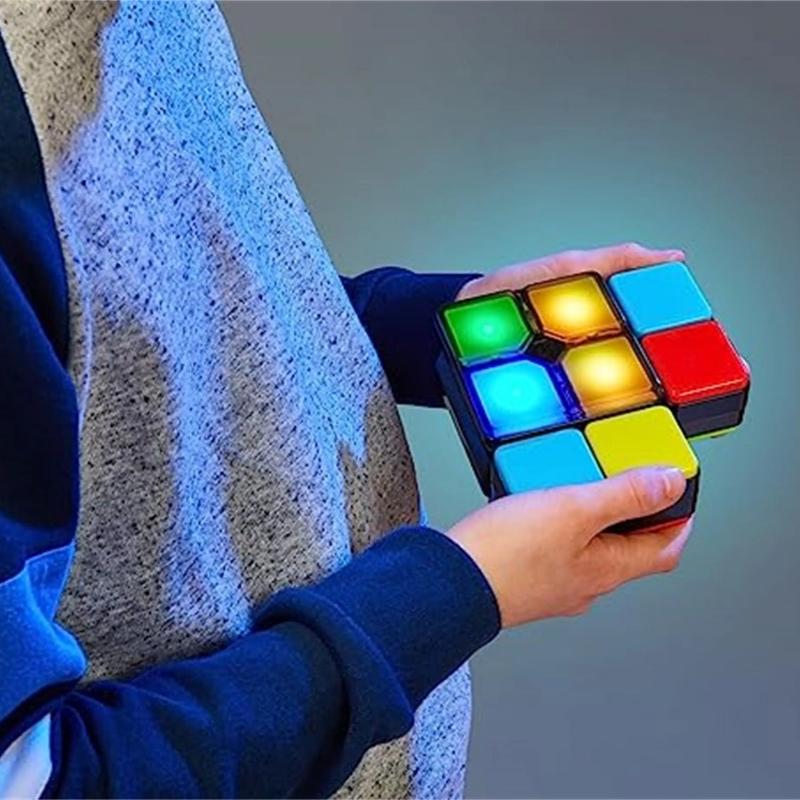 Gra Flipslide, Elektroniczna gra ręczna | Przewracaj, przesuwaj i dopasowuj kolory, aby pokonać zegar - 4 tryby gry - Wielokrotna gra