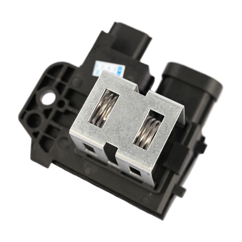 Îmbunătățiți performanța de răcire a vehiculului dumneavoastră cu acest releu de ventilator de răcire conceput pentru Nissan Kicks Versa Sentra 2020 2023