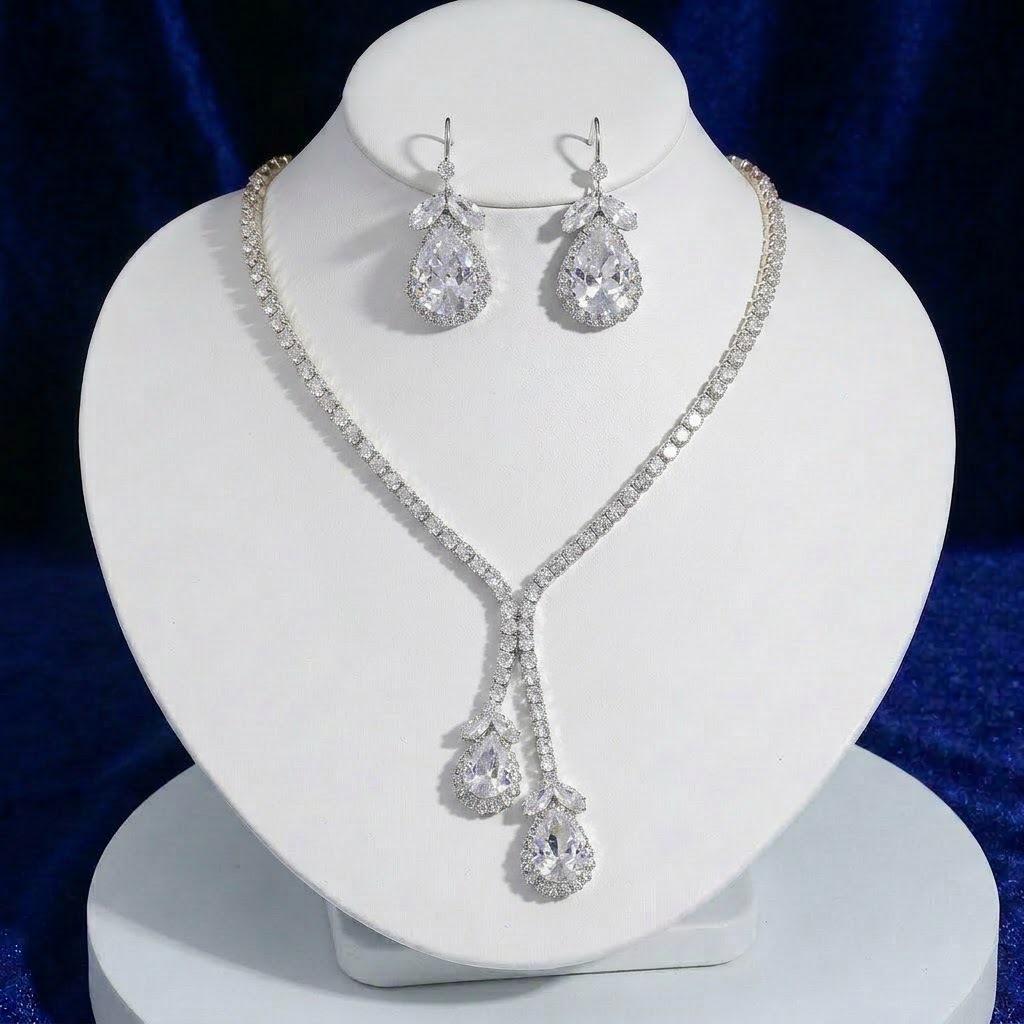 European-American Style Zircon Tulip Necklace & Earrings Set