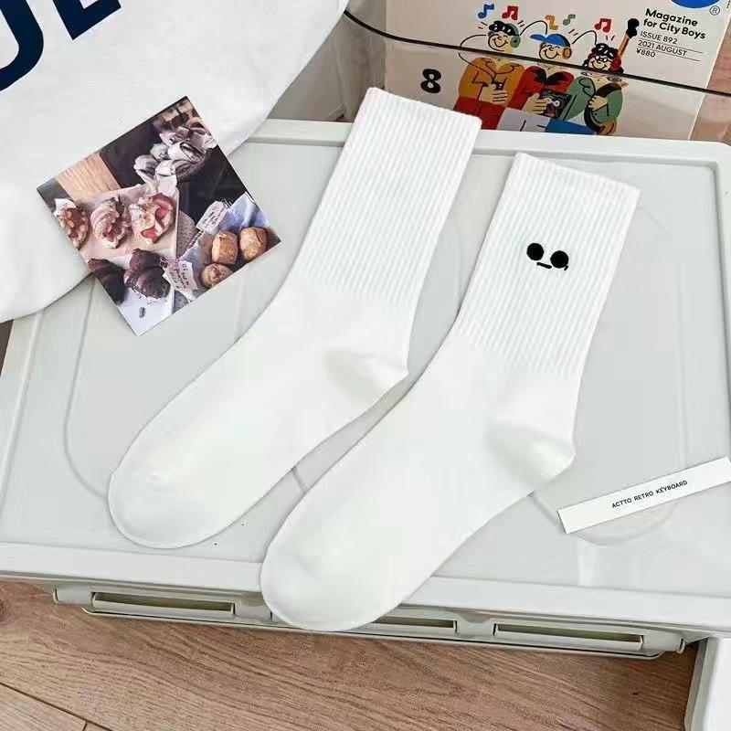 

Носки из чистого хлопка белого цвета с забавными выражениями для женщин, весенние и осенние, спортивные, милые, женские, средней длины, носки с героями мультфильмов one size