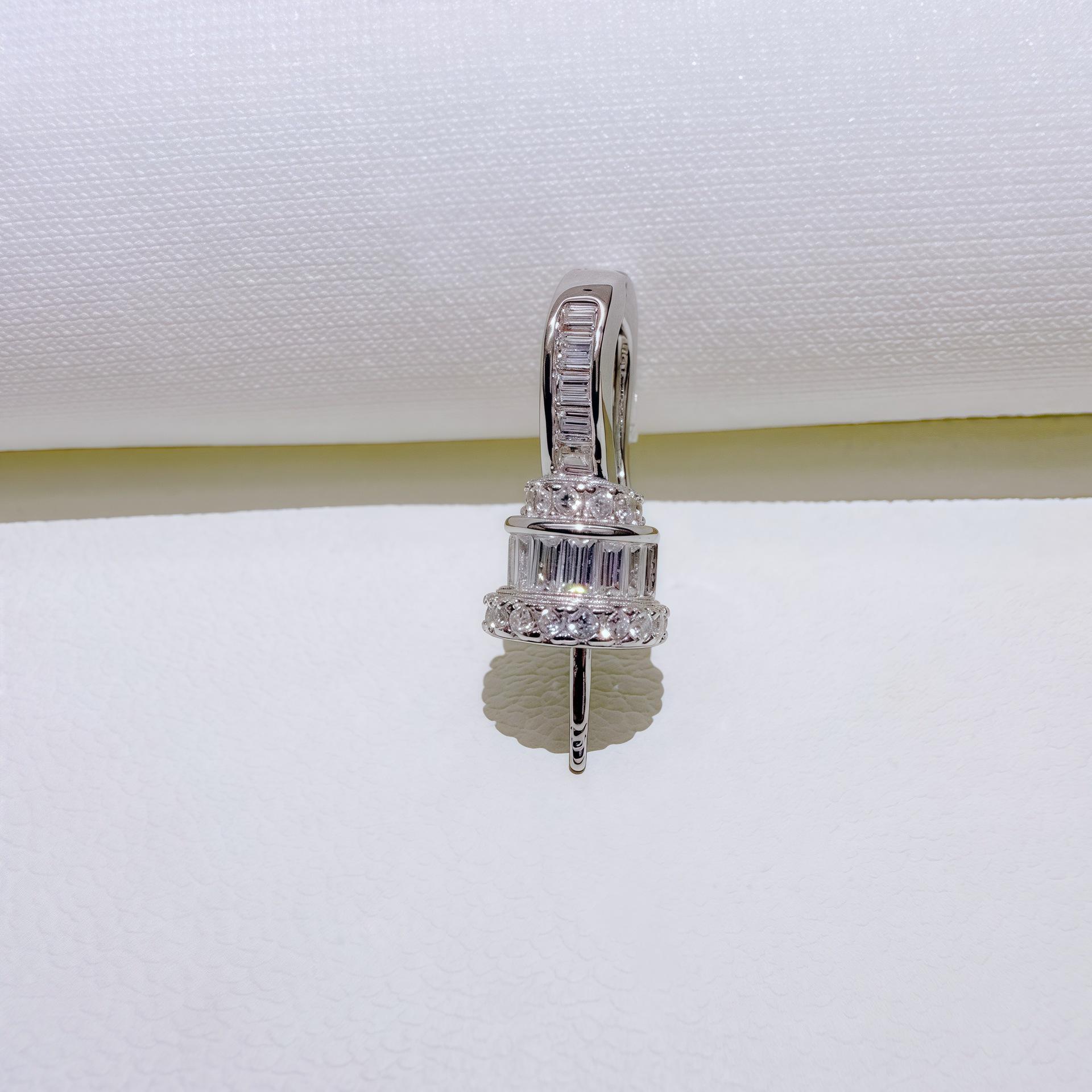 Sterling Silver Versatile Zircon Pendant Necklace - Socialite Style Clavicle Chain