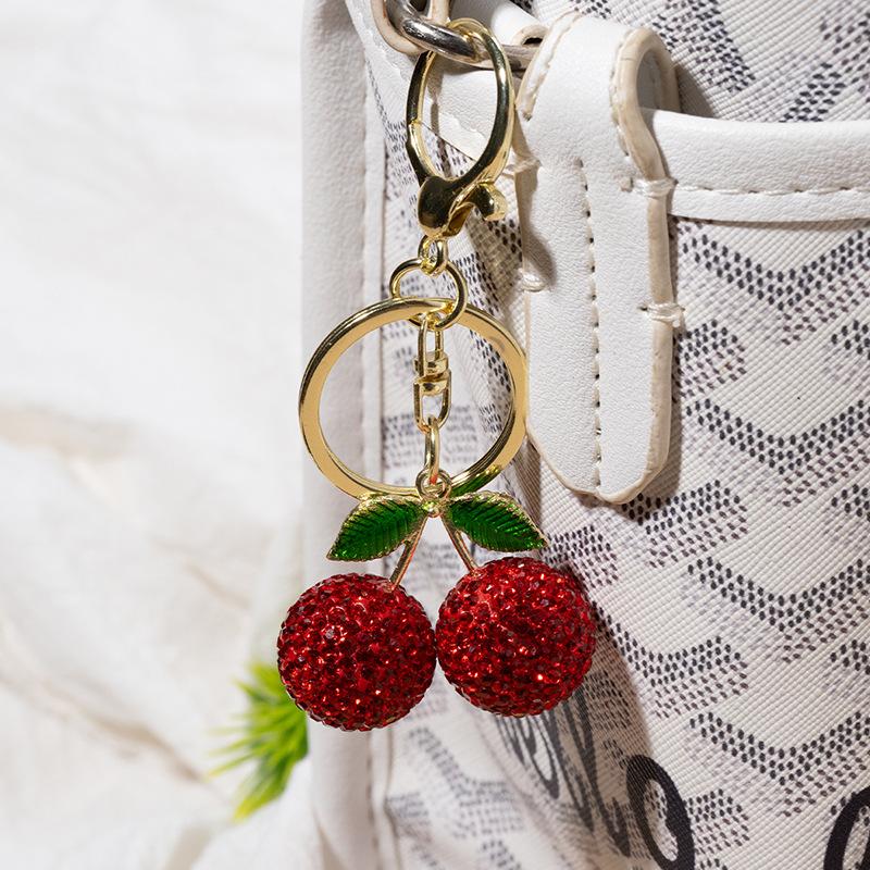 Portachiavi Ciliegia con Strass di Lusso Portachiavi Ciliegia Scintillante Creativo Raffinato Ciondolo per Borsa Fascino Personalizzato per Borsa Regali di Compleanno