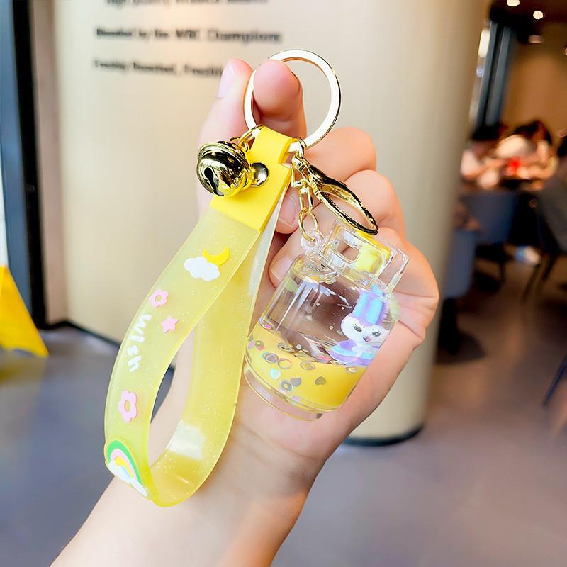 Unique Floating Sand Acryl Keychain Cute Astronaut Design For Gifts And Souvenirs